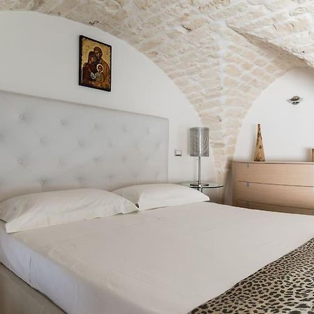 La Casa Di Nonno Nino Villa ออสตูนี ภายนอก รูปภาพ